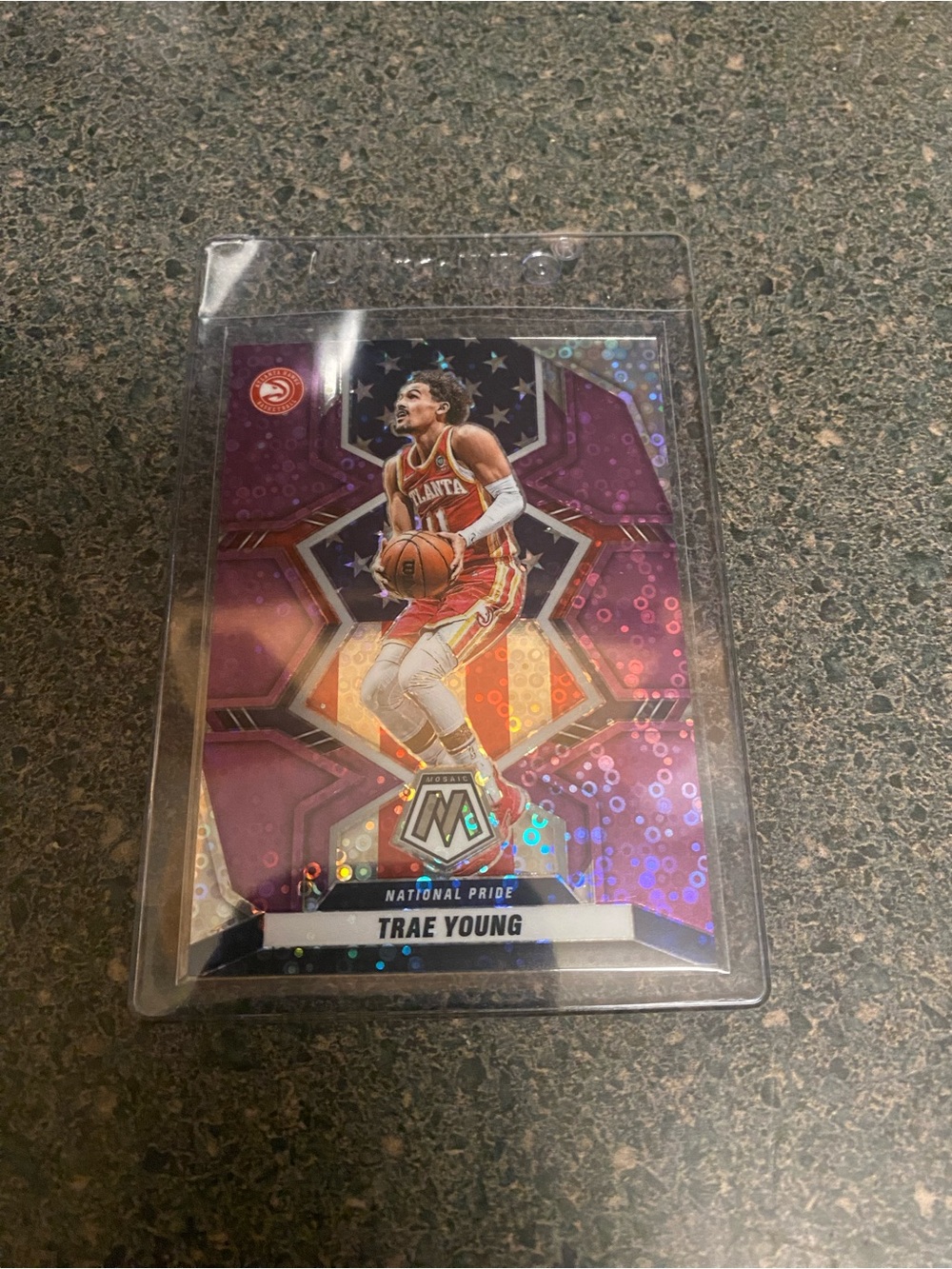 2021-22 Panini Mosaic Purple Fast Break Prizm /50 Trae Young #129